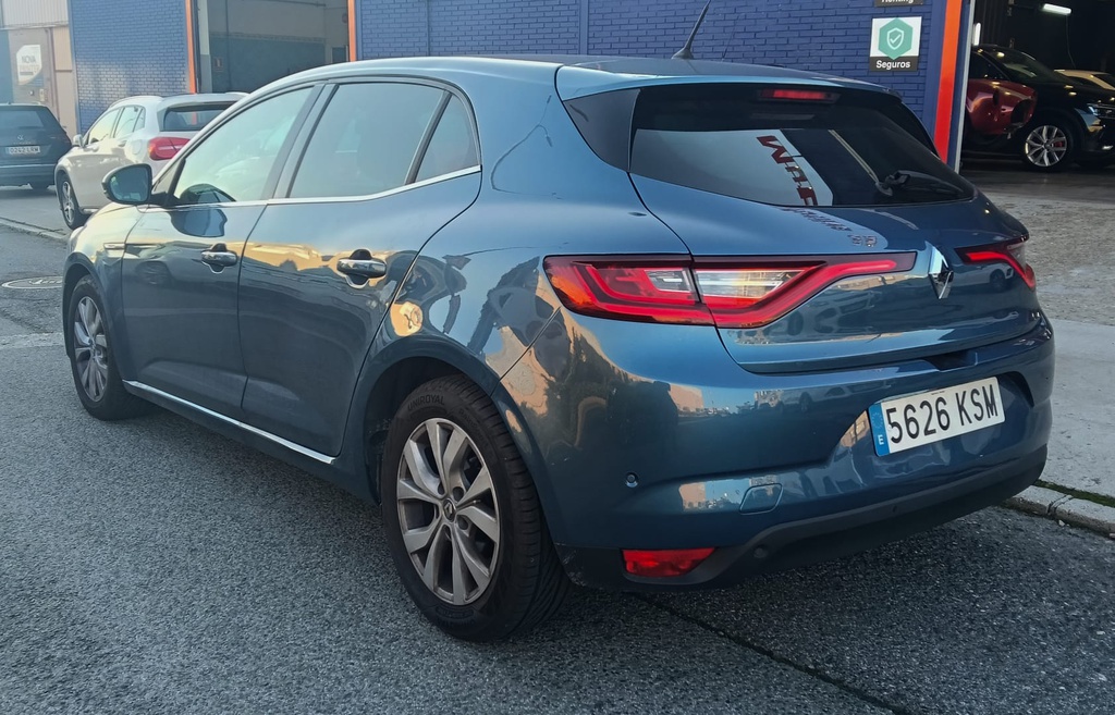 Renting Flexible 6 Meses | Renault Megane IV 1.5 DCI 115cv M6