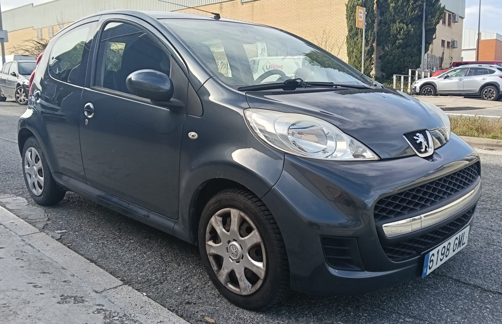Renting Flexible 6 Meses | Peugeot 107 Active 0.8G