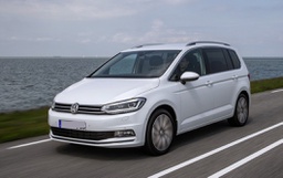Renting 12 Meses | VW TOURAN 1.6TDI Bluemotion 7 Plazas 105cv